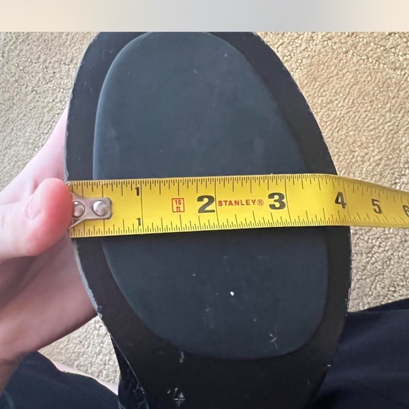 Pebbled leather Tory Burch mid calf boot - Picture 8 of 8